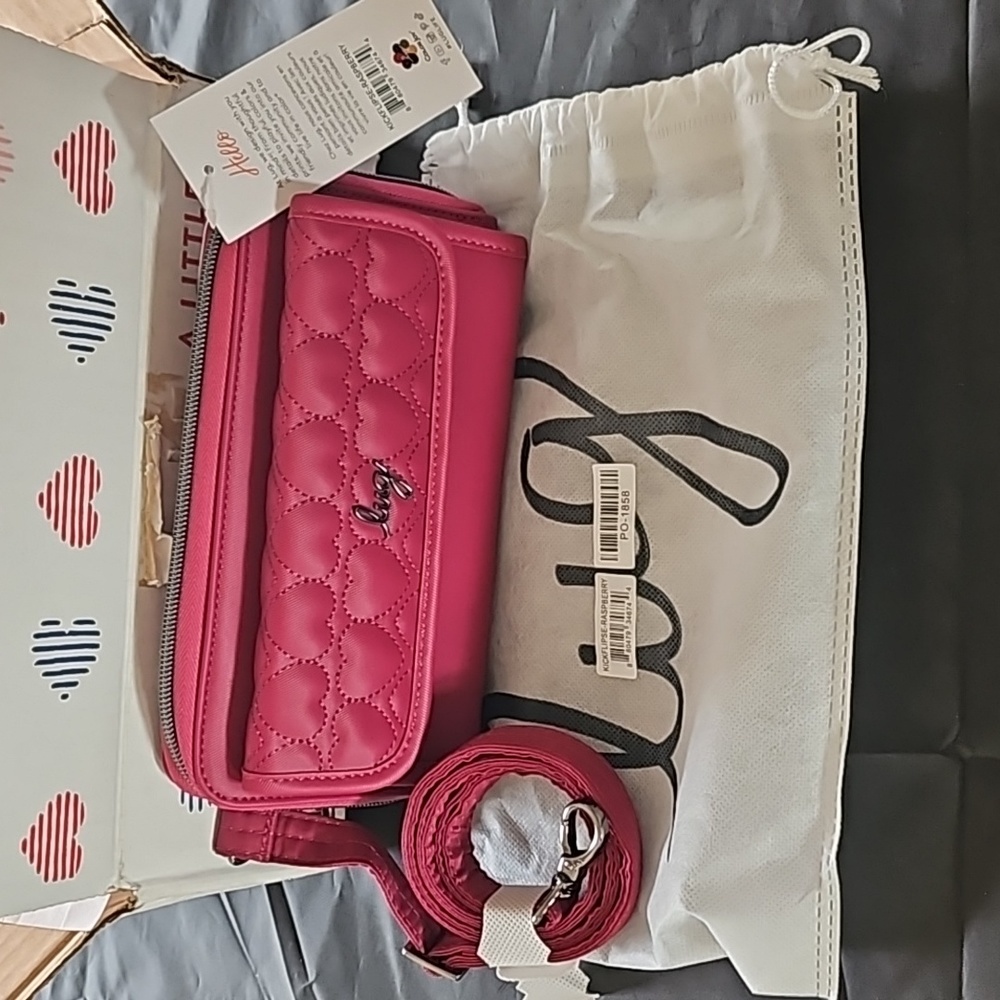 Lug Kickflip LE Satin Luxe Convertible Crossbody